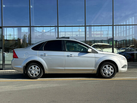 2011 Ford Focus II Рестайлинг, серебристый, 490000 рублей, вид 5