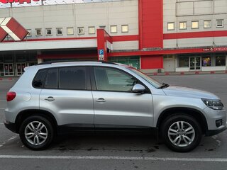 2012 Volkswagen Tiguan I Рестайлинг, серебристый, 790000 рублей, вид 3