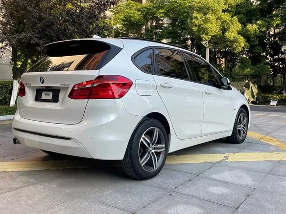 2018 BMW 2 серии Gran Tourer Gran Tourer 218i F46, белый, 1033000 рублей - вид 2