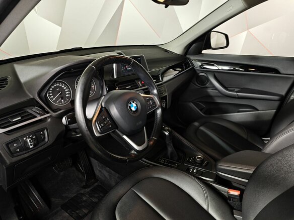 2017 BMW X1 20i xDrive II (F48), коричневый, 2285150 рублей - вид 11