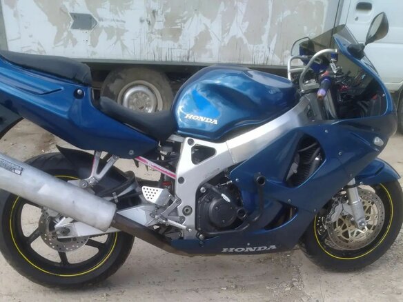 1998 Honda CBR 900RR Fireblade, синий, 350000 рублей - вид 4