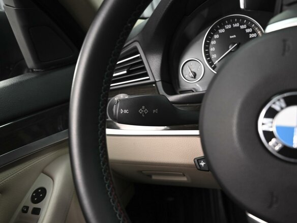 2011 BMW 5 серии 530d xDrive VI (F10/F11/F07), чёрный - вид 15