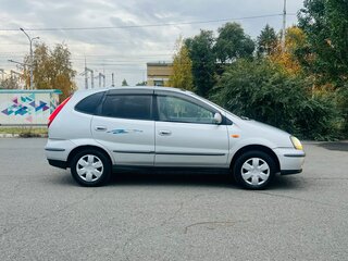 2002 Nissan Tino, серый, 399000 рублей, вид 5