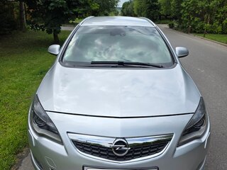2011 Opel Astra J, серый, 950000 рублей, вид 2