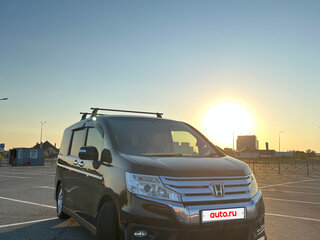 2013 Honda Stepwgn Spada IV Рестайлинг, чёрный, 1700000 рублей, вид 3