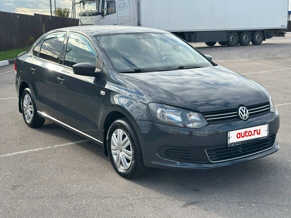 2013 Volkswagen Polo V, серый, 890000 рублей - вид 2
