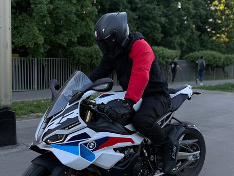 2025 BMW S 1000 RR, белый, 2350000 рублей, вид 2