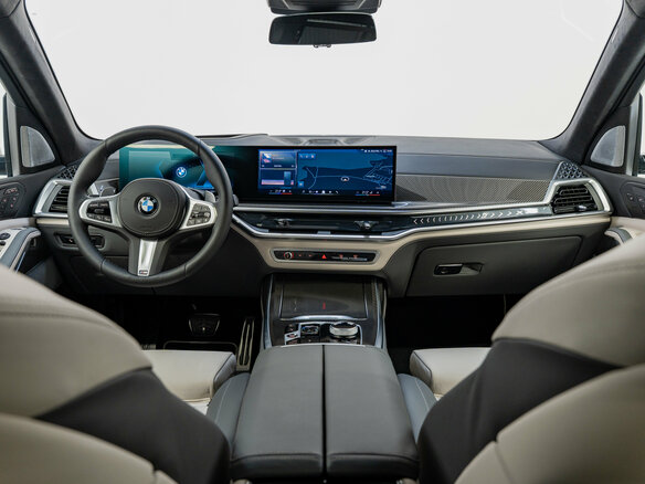 2026 BMW X7 40d I (G07) Рестайлинг, серый, 18990000 рублей - вид 13