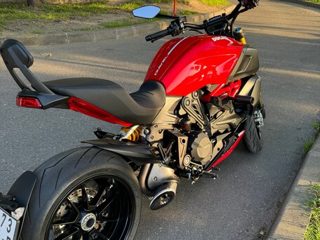 2020 Ducati Diavel 1260 S, красный, 1800000 рублей, вид 3