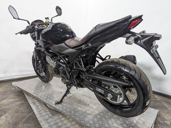 2020 Suzuki SV 650, серый, 549000 рублей - вид 3
