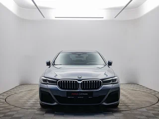 2020 BMW 5 серии 530i xDrive VII (G30/G31/G38) Рестайлинг, серый, 4450000 рублей, вид 2