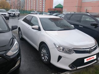 2017 Toyota Camry VII (XV50) Рестайлинг 2, белый, 2400000 рублей, вид 1