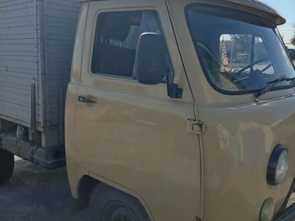 1997 УАЗ 3303, бежевый, 650000 рублей - вид 6
