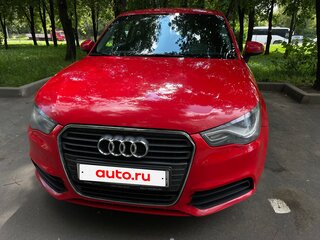 2010 Audi A1 I (8X), красный, 750000 рублей, вид 2