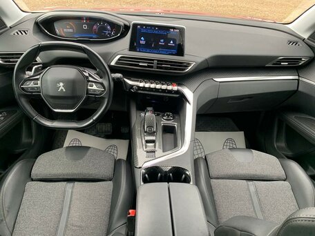 2019 Peugeot 3008 II, красный, 1580000 рублей, вид 5