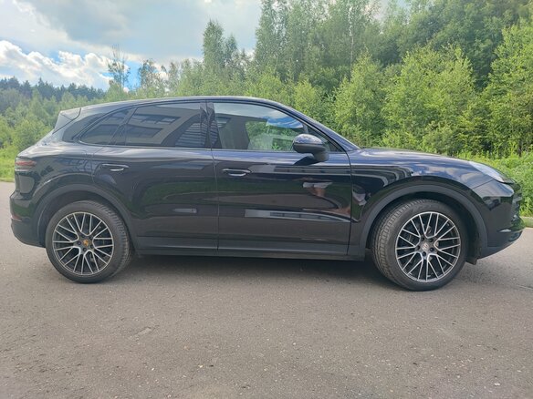 2019 Porsche Cayenne III, чёрный, 5350000 рублей - вид 11