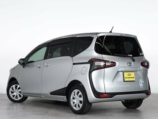 2018 Toyota Sienta II, серый, 1499000 рублей, вид 4