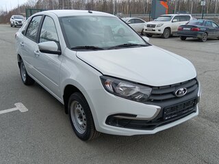 2026 Lada (ВАЗ) Granta I Рестайлинг, белый, 1098000 рублей, вид 4