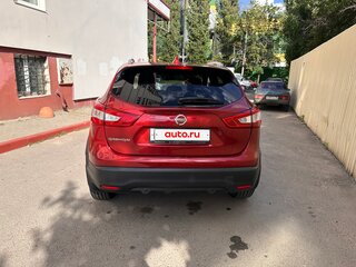 2017 Nissan Qashqai II, красный, 1900000 рублей, вид 5