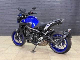 2017 Yamaha MT-09 (FZ-09), синий, 795000 рублей, вид 5