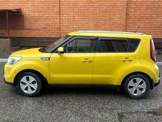 2014 Kia Soul II, жёлтый, 1100000 рублей, вид 3