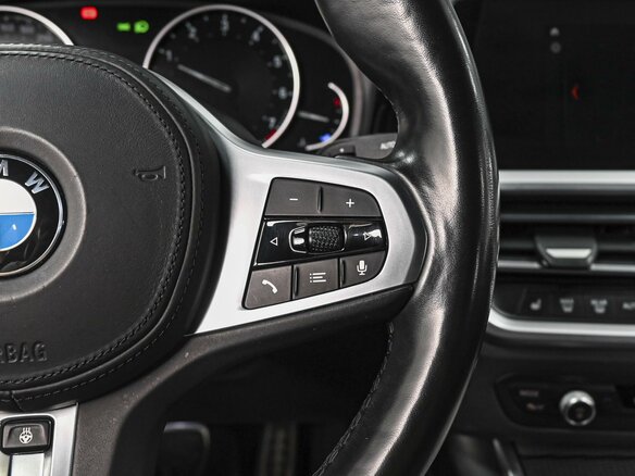 2020 BMW 3 серии 320i xDrive VII (G2x), чёрный, 3749000 рублей - вид 19