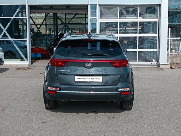 2020 Kia Sportage IV Рестайлинг, серый, 1960000 рублей - вид 6