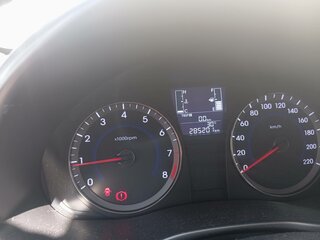 2015 Hyundai Solaris I Рестайлинг, белый, 632000 рублей, вид 5