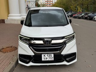 2018 Honda Stepwgn V Рестайлинг, белый, 2600000 рублей, вид 3