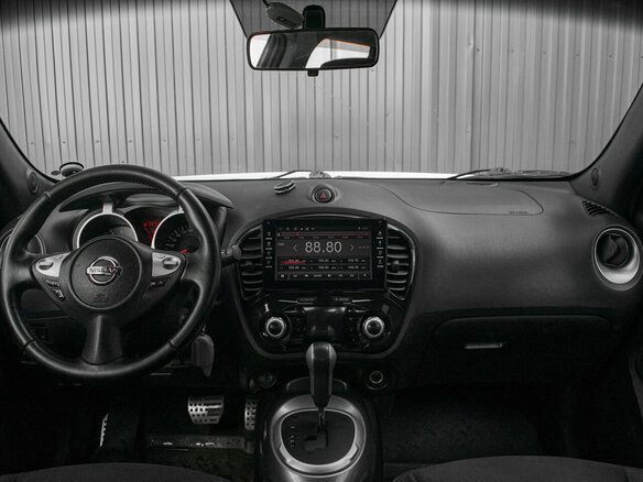 2013 Nissan Juke I, белый - вид 9