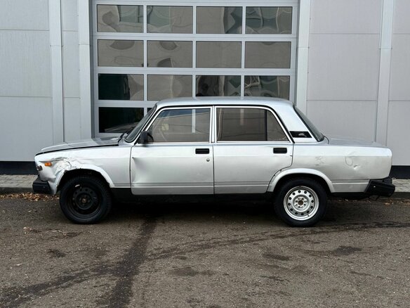 2010 Lada (ВАЗ) 2107, серебристый, 105000 рублей - вид 1