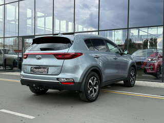 2019 Kia Sportage IV Рестайлинг, серебристый, 1890000 рублей, вид 4