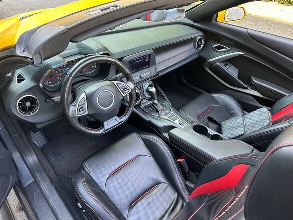 2020 Chevrolet Camaro VI Рестайлинг, серый - вид 12