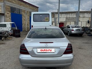 2002 Mercedes-Benz E-Класс 270 III (W211, S211), серебристый, 750000 рублей, вид 3