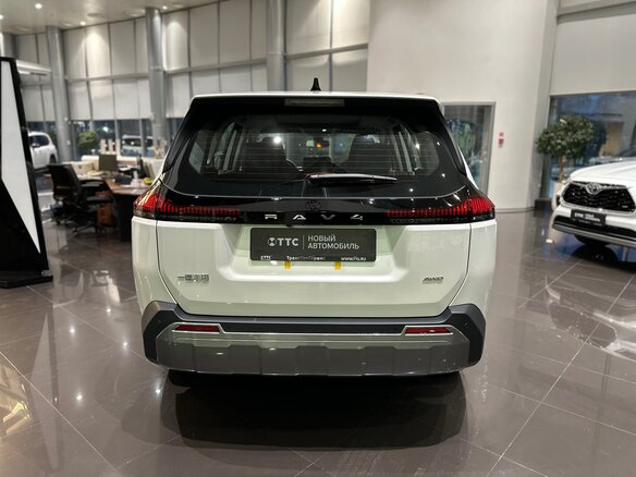 2026 Toyota RAV4 VI (XA60), белый, 4200000 рублей - вид 4