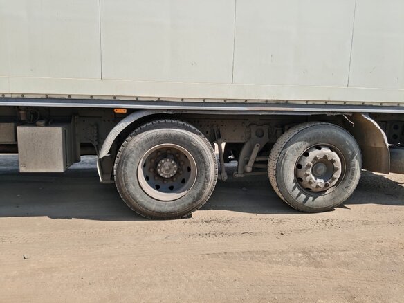 2012 DAF CF 75, оранжевый, 3000000 рублей - вид 3