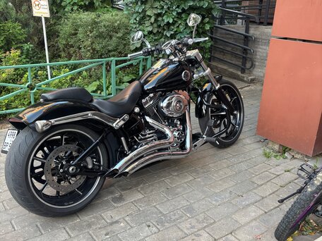 2015 Harley-Davidson Breakout, чёрный, 1500000 рублей, вид 3