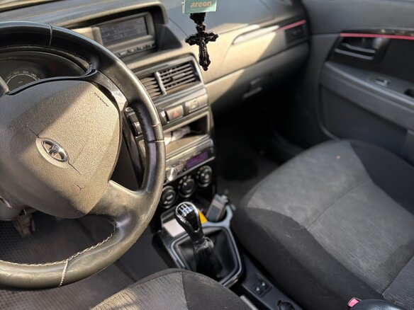 2014 Lada (ВАЗ) Priora I Рестайлинг, чёрный, 460000 рублей - вид 15
