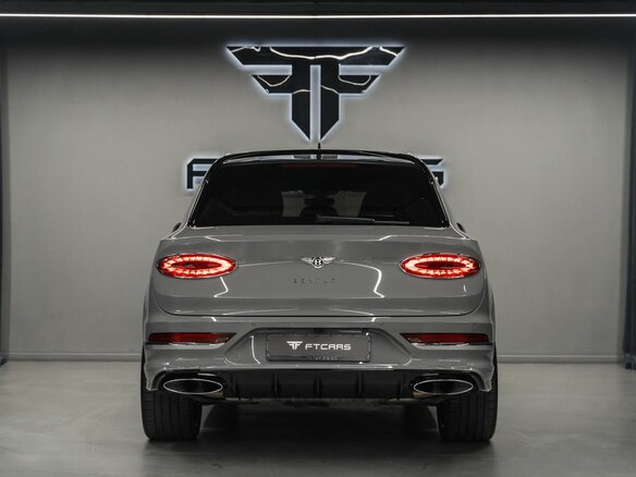 2022 Bentley Bentayga Speed I Рестайлинг, серый, 48760000 рублей - вид 10
