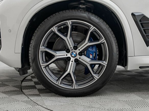 2025 BMW X5 40i IV (G05/G18) Рестайлинг, белый - вид 11