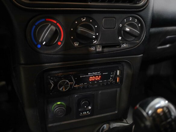 2014 Chevrolet Niva I Рестайлинг, серый - вид 11