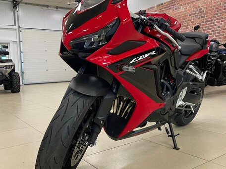 2024 Honda CBR 650R, красный, 1280000 рублей, вид 3