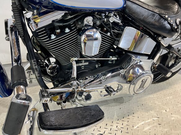 1999 Harley-Davidson Fat Boy, синий, 780000 рублей - вид 20