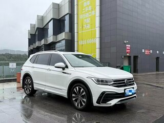 2022 Volkswagen Tiguan L II Рестайлинг (China Market), белый, 1860000 рублей, вид 3