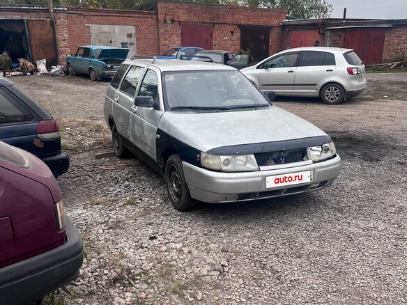 2002 Lada (ВАЗ) 2111, серебристый, 65000 рублей
