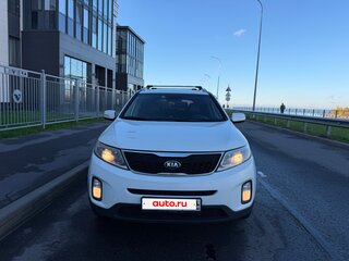 2017 Kia Sorento II Рестайлинг, белый, 1890000 рублей, вид 2