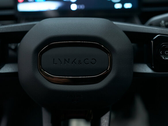 2026 Lynk & Co 07 GT I Рестайлинг, серый, 5690000 рублей - вид 28