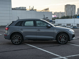 2025 Audi Q5 L 45 TFSI II (FY) Рестайлинг, серый, 5424998 рублей, вид 4