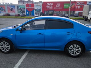 2017 Kia Rio IV, синий, 1350000 рублей, вид 4