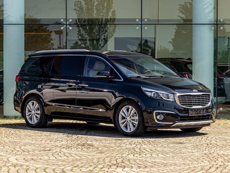 2017 Kia Carnival III, чёрный, 2065000 рублей, вид 3